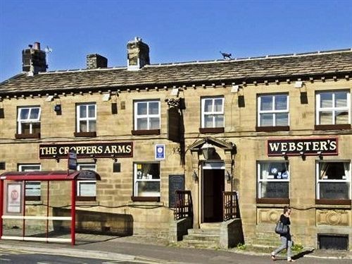 Croppers Arms Hotel Huddersfield Exterior foto